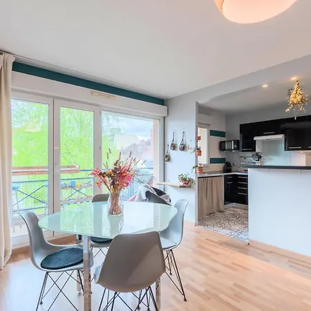 Apartament Calm Flat Ideally Located In Old + Parking!