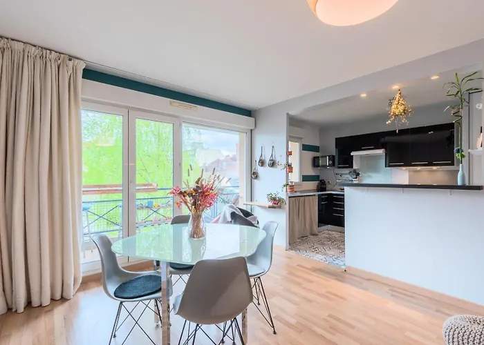 Apartment Calm Flat Ideally Located In Old + Parking!